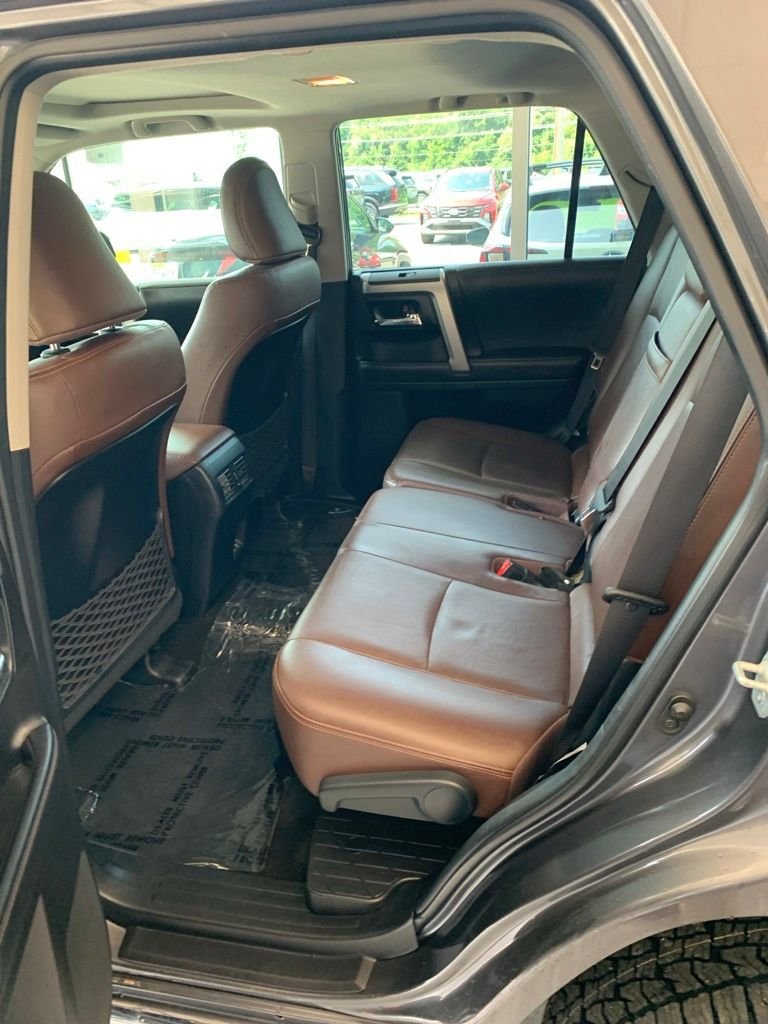 2021 Toyota 4Runner Limited - Photo 7