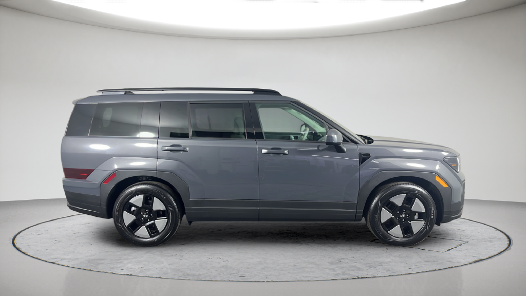 New 2026 Gray Hyundai SEL image 6