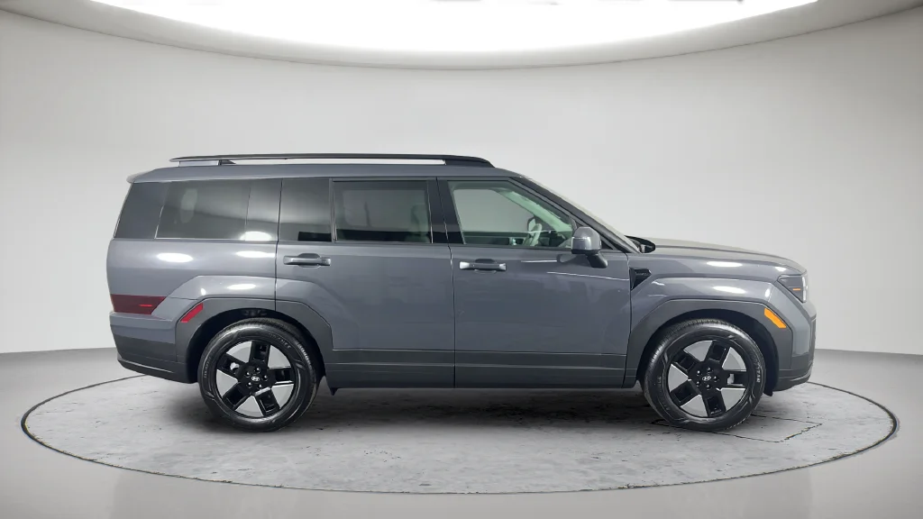 New 2026 Gray Hyundai SEL image 6