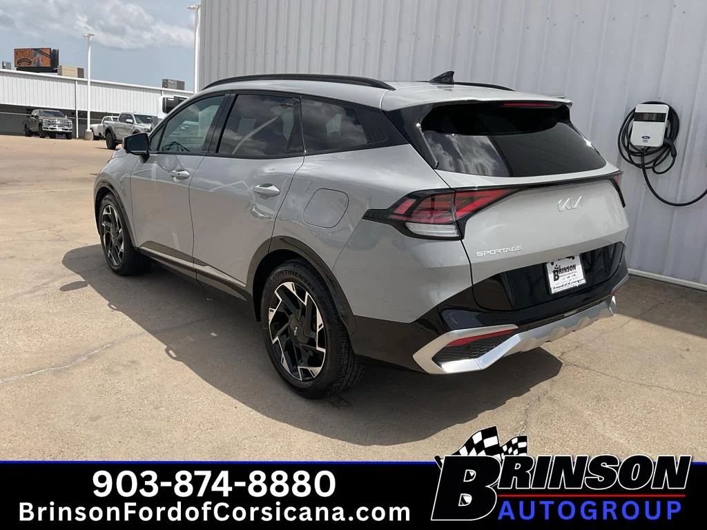 Used 2023 Wolf Gray Kia SX-Prestige image 5