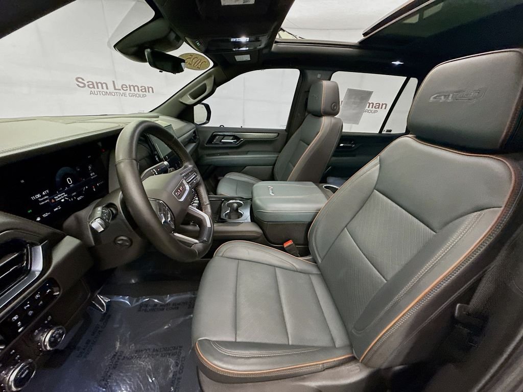 2025 GMC Yukon AT4 - Photo 23