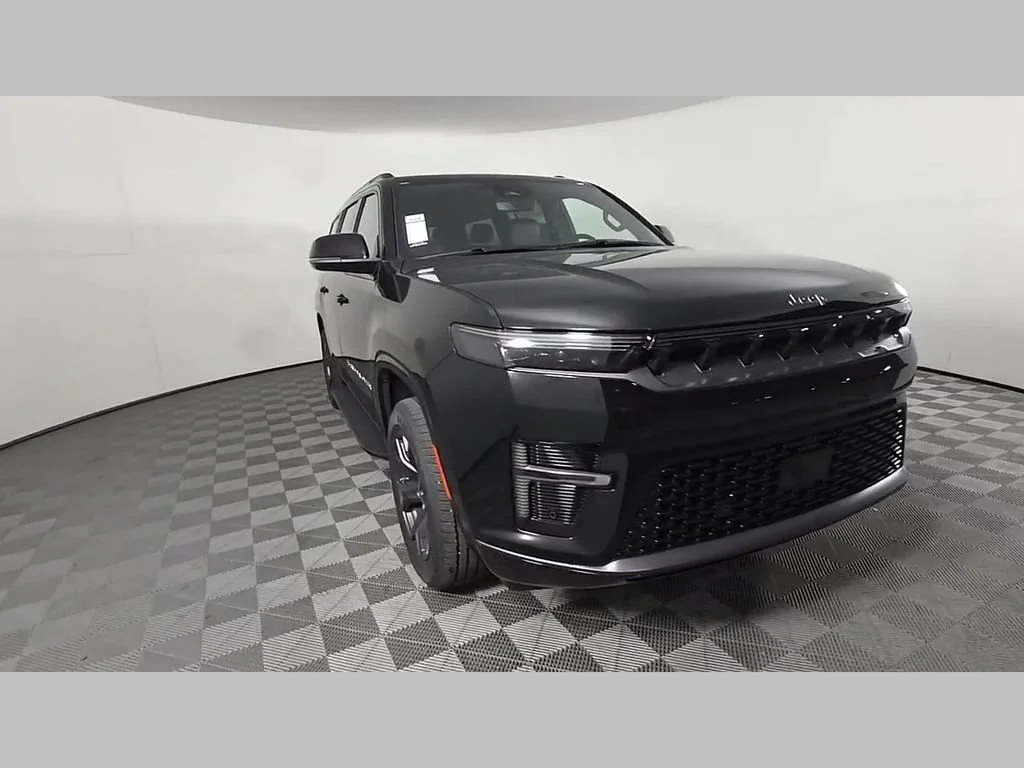 New 2026 High Gloss Black Exterior Paint Jeep Limited Altitude image 46