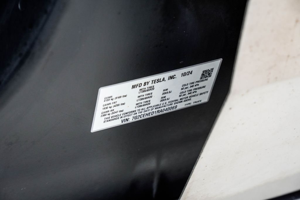 Used 2024 Gray Tesla Base image 39