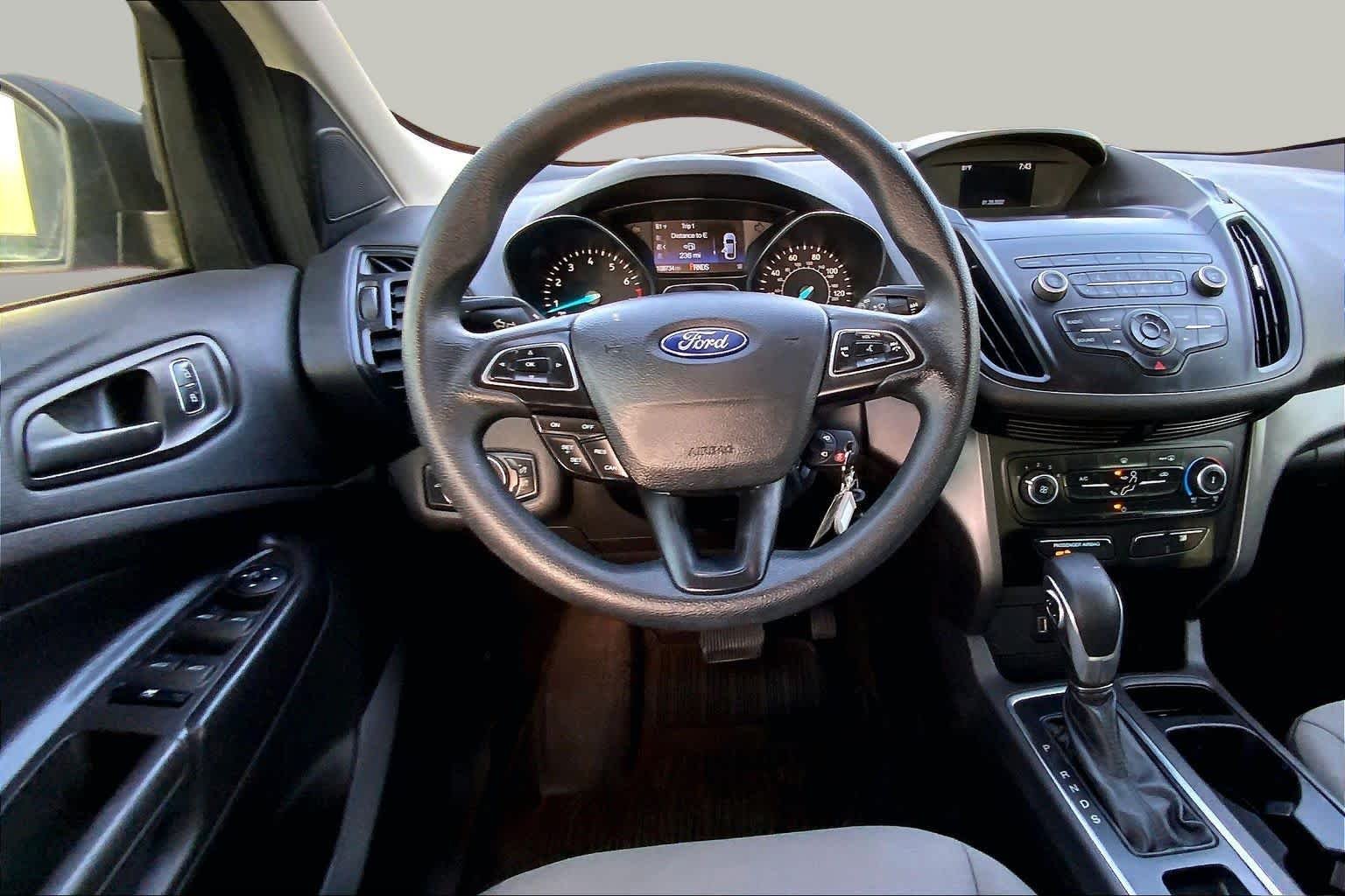 Used 2019 Agate Black Metallic Ford S image 5