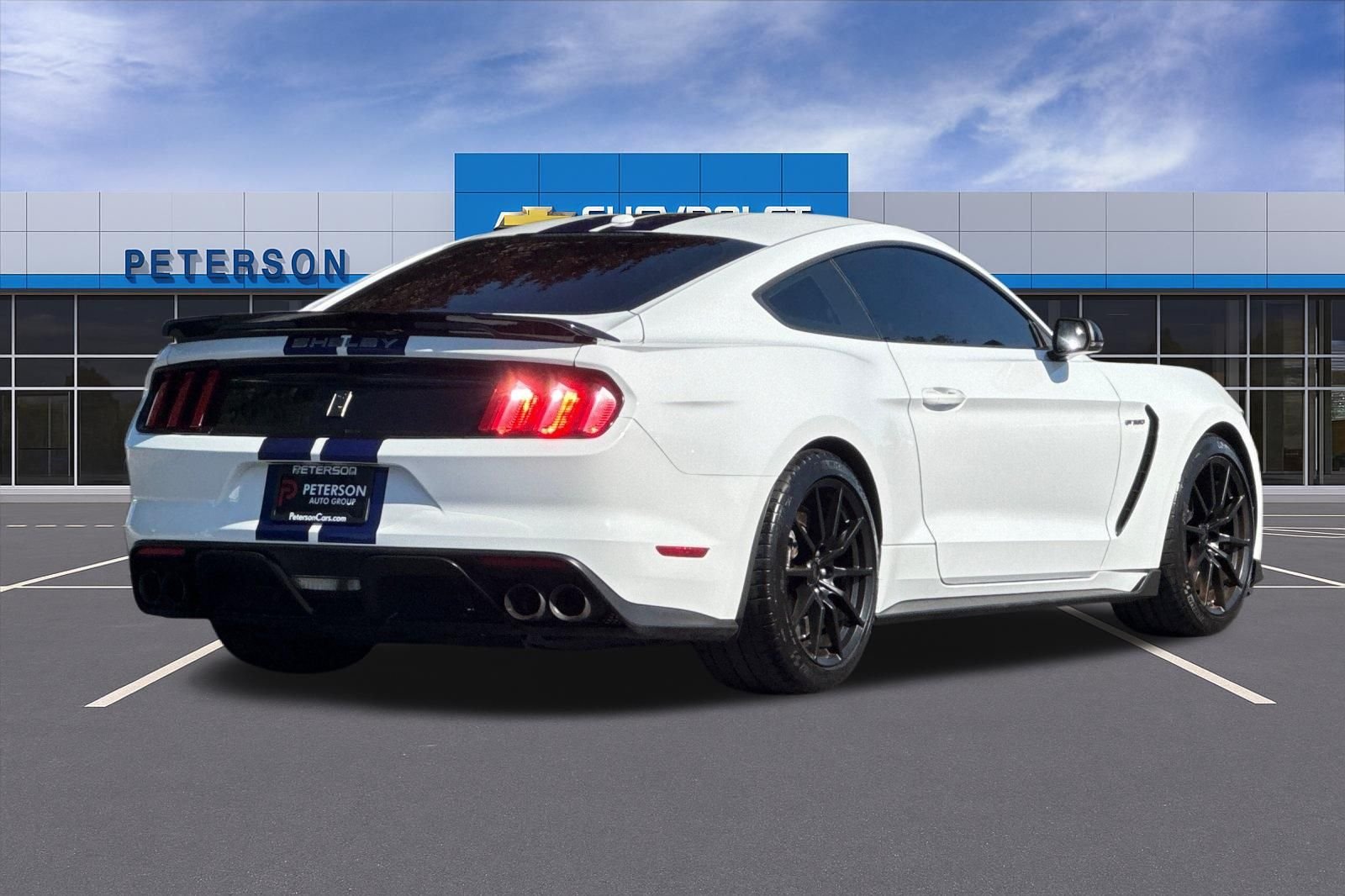 Used 2016 White Ford Shelby GT350 image 4
