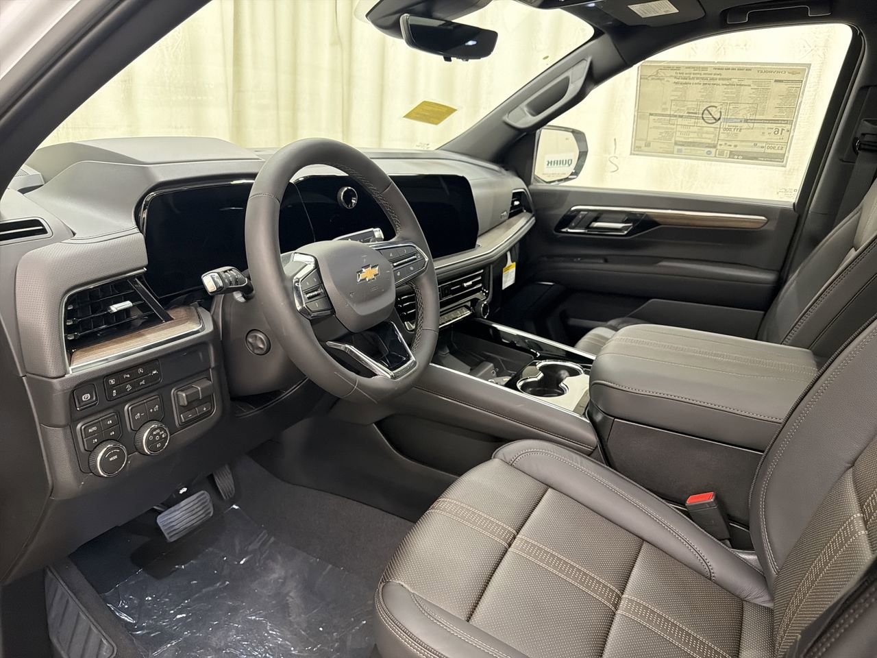 New 2026 Polar White Tricoat Chevrolet High Country image 14