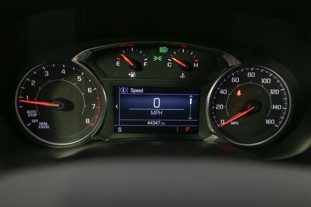 Used 2023 Blue GMC SLE image 33