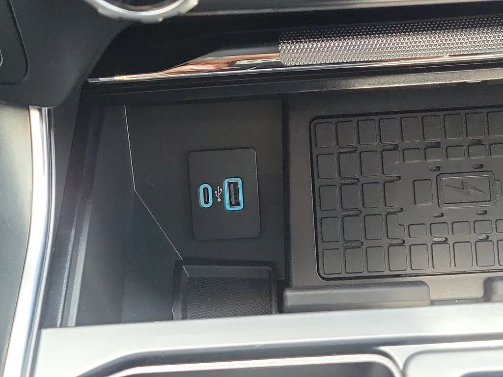 Used 2023 Agate Black Metallic Ford Raptor image 23