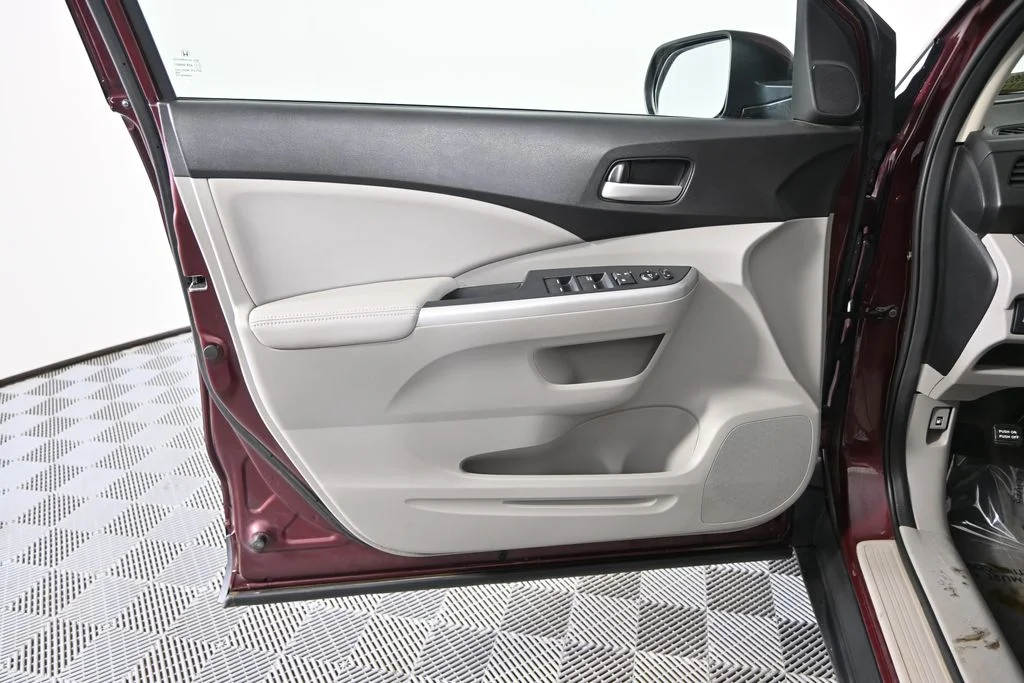Used 2013  Honda EX-L image 18