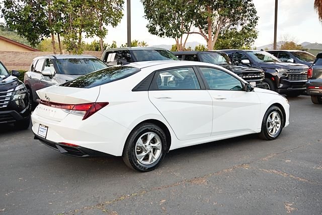 Used 2021 Gray Hyundai SE image 7