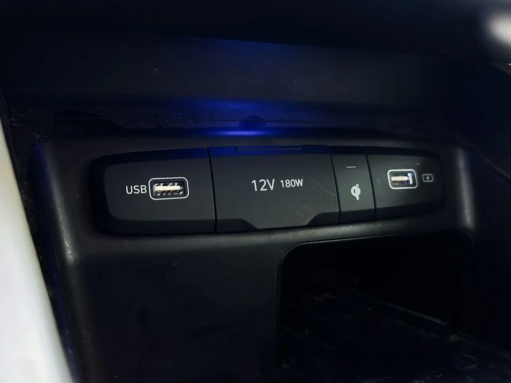 Used 2022 Gray Hyundai SEL image 14