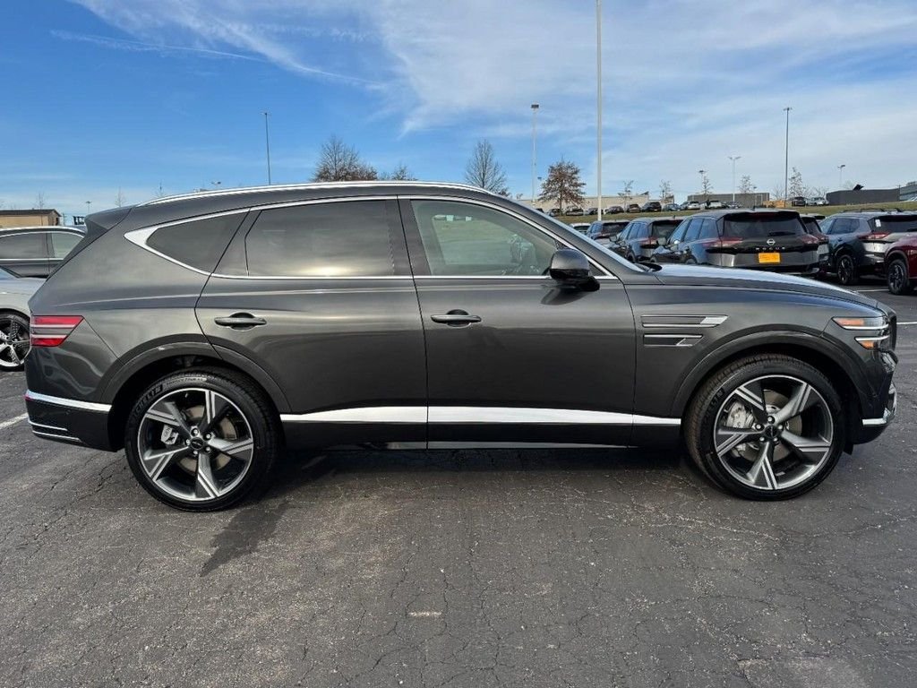 Used 2026 Makalu Gray Genesis 2.5T Prestige image 2