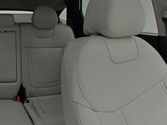 New 2026 White Hyundai SEL Premium image 39