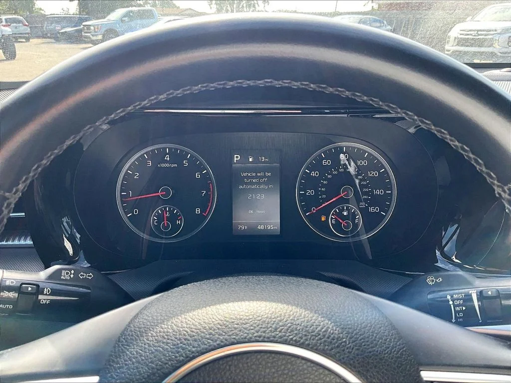 Used 2021 White Kia GT-Line image 21