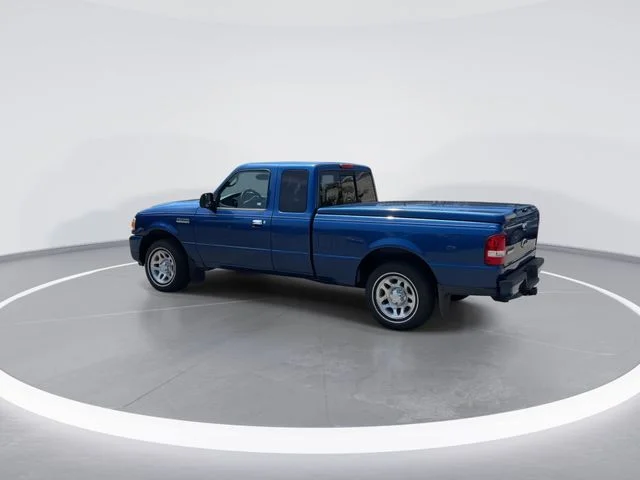 Used 2011 Blue Ford XLT image 5