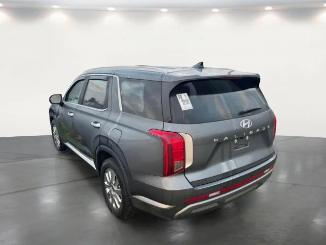 Used 2024 Gray Hyundai SEL image 19