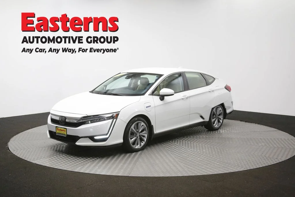 Used 2018 White Honda Touring image 54