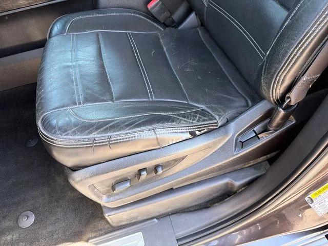 Used 2015 Silver GMC Denali image 19