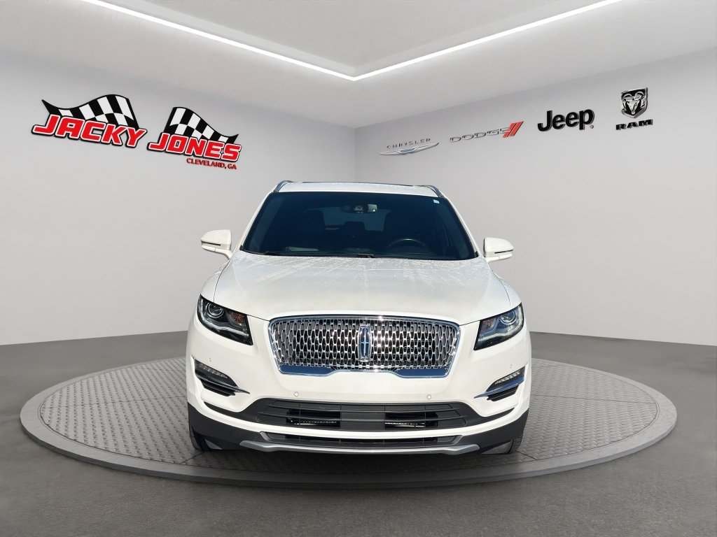 Used 2019 White Platinum Metallic Tri-Coat Lincoln Reserve image 13