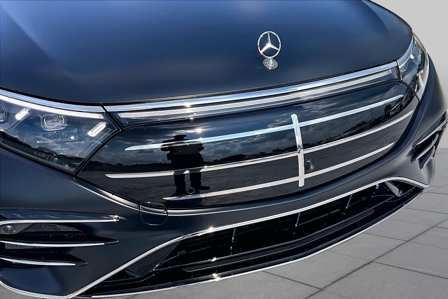 Used 2026 MANUFAKTUR Signature Night Black Magno Mercedes-Benz EQS 580 image 29