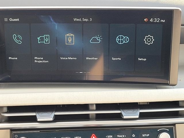 Certified Used 2025 Gray Hyundai SEL Convenience image 22