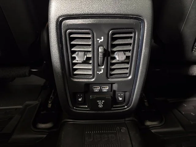 Certified Used 2018 Diamond Black Jeep Limited image 13