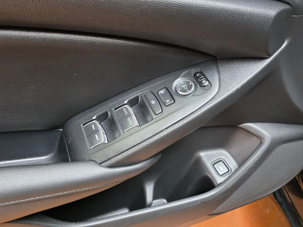 Used 2020 Crystal Black Pearl Honda Sport image 22