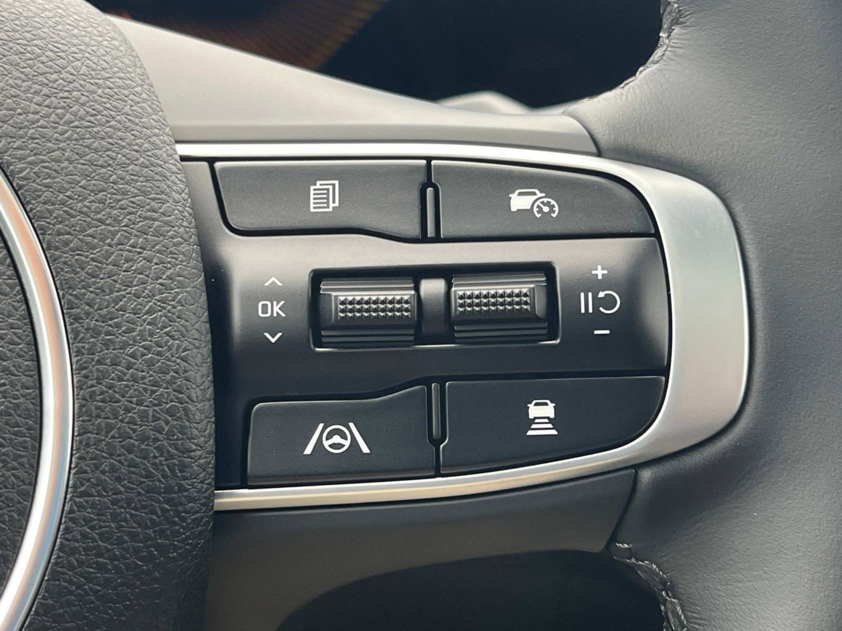 New 2025 Yacht Blue Kia GT-Line image 23