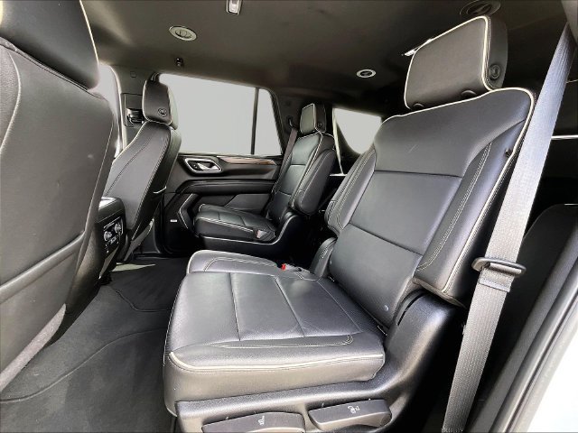 Used 2024 Summit White Chevrolet Premier image 15