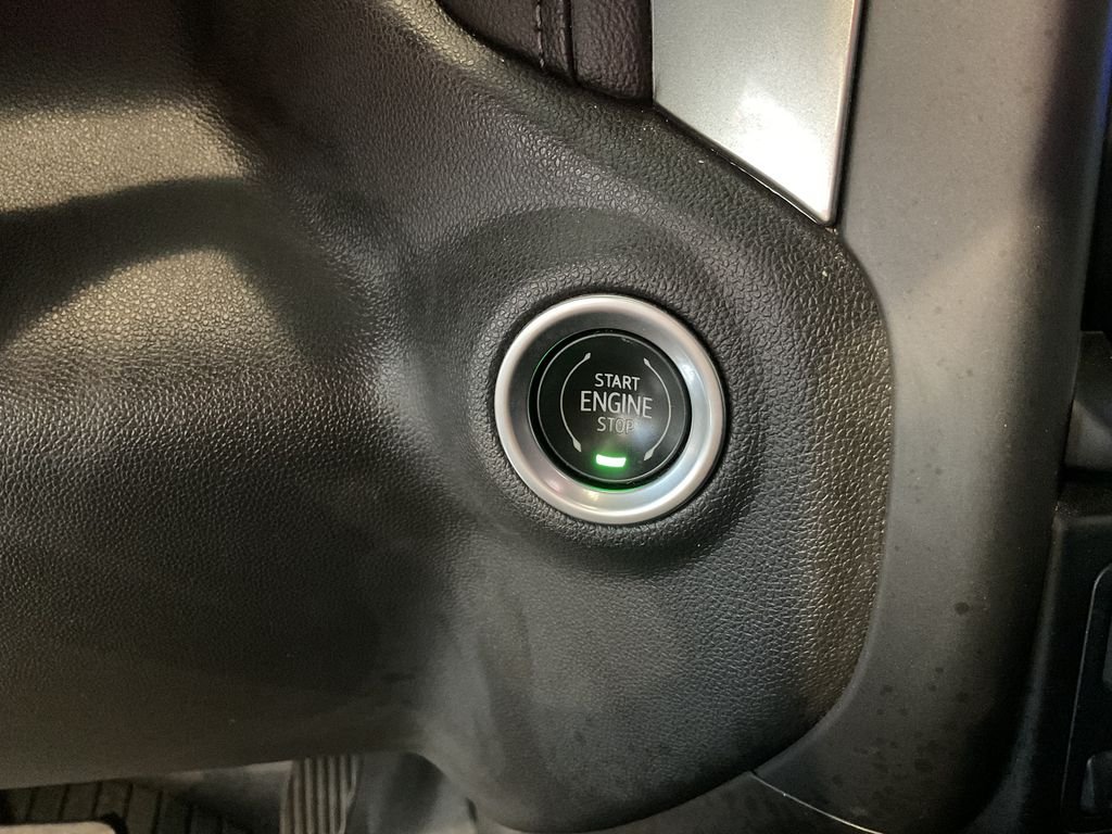 Used 2021 Blue Chevrolet RST image 19