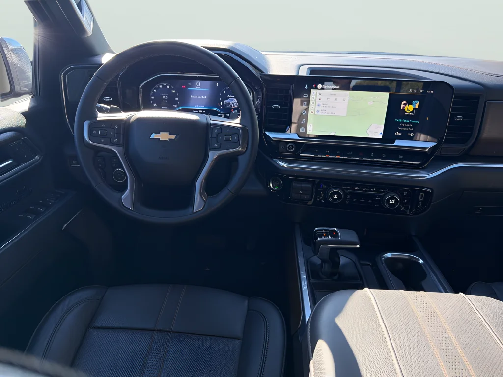 Used 2025 Black Chevrolet High Country image 30