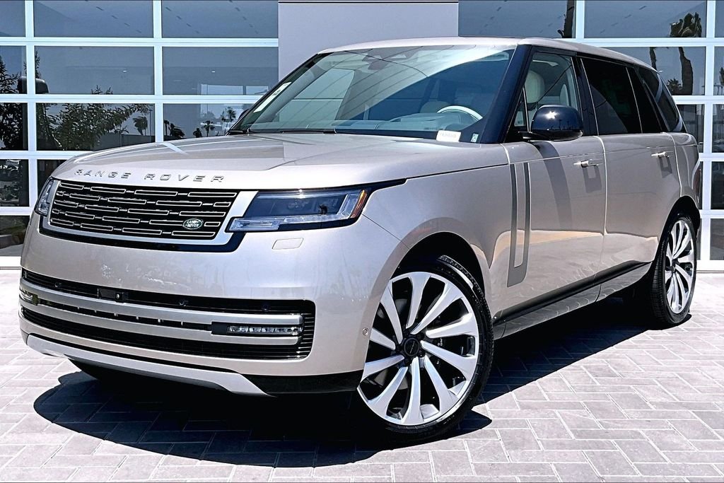 2026 Land Rover Range Rover 3.0 SE LWB 7's photo