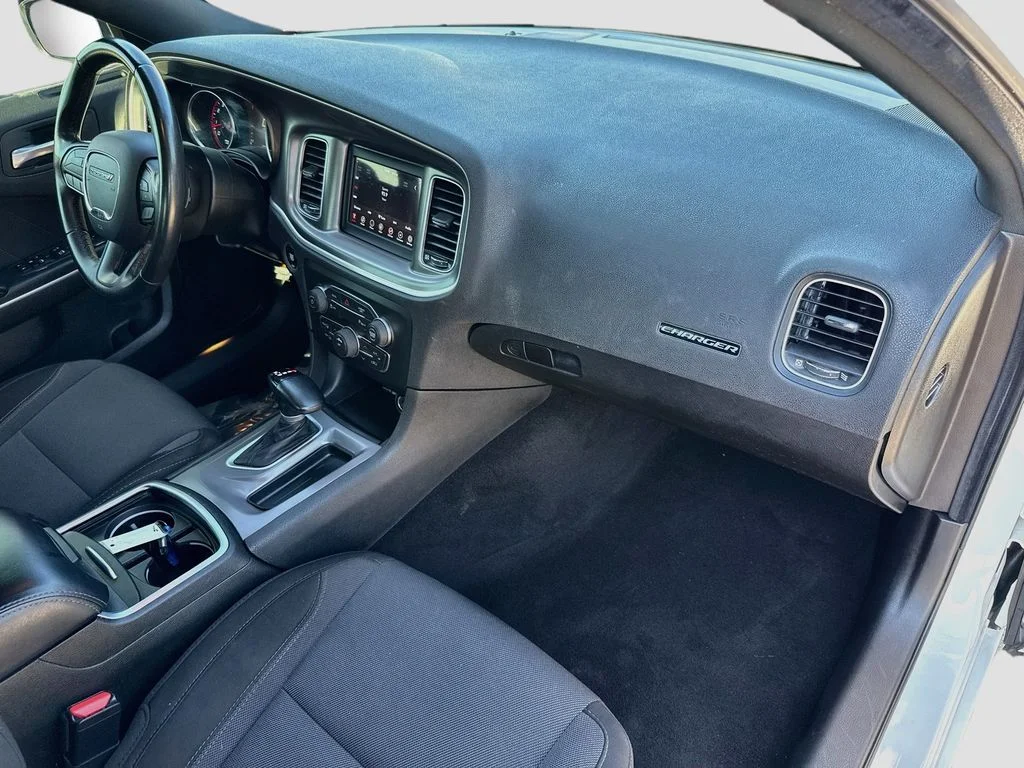 Certified Used 2022 White Knuckle Clearcoat Dodge SXT image 29