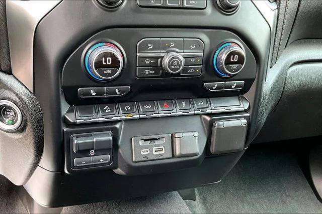 Used 2020 White Chevrolet LT image 15