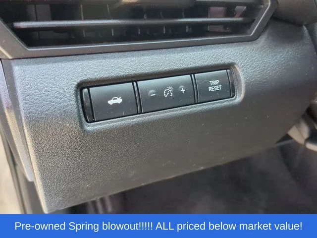 Used 2020 Silver Nissan 2.5 SR image 26