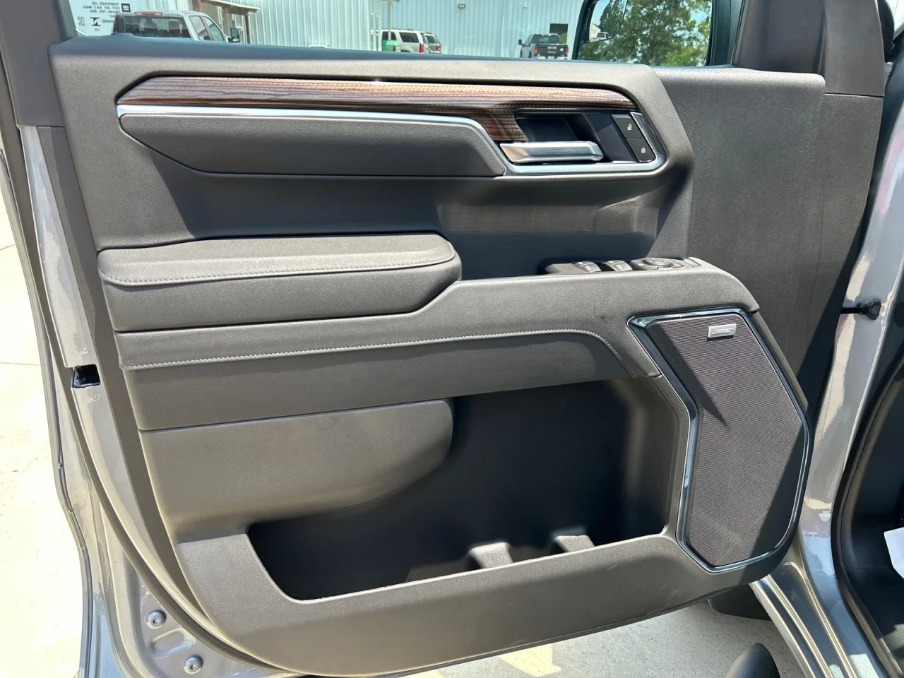 New 2026 Sterling Gray Metallic Chevrolet RST image 10