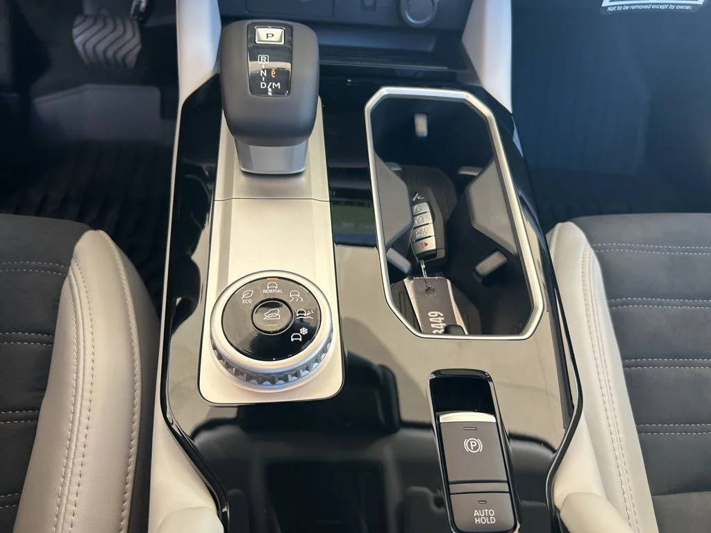 New 2026 Blue Mitsubishi SE 1.5T 2WD image 44