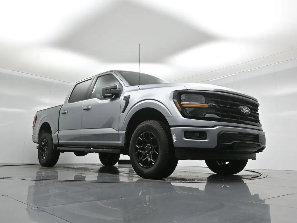 New 2026 Iconic Silver Metallic Ford XLT image 43