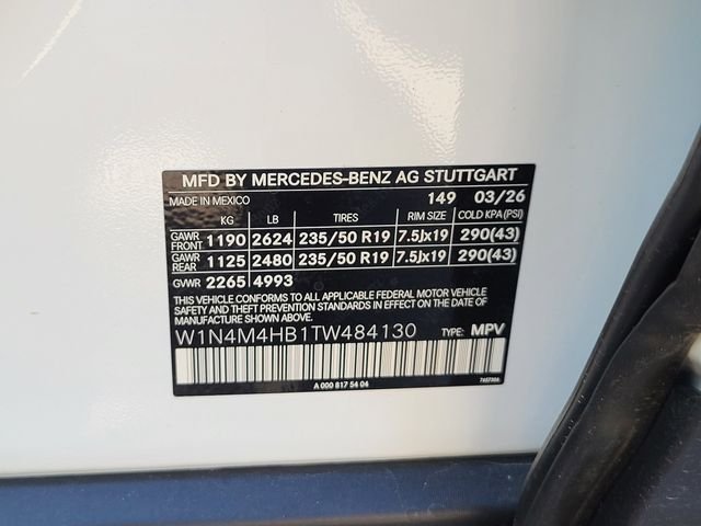 New 2026 Polar White Mercedes-Benz GLB 250 image 23