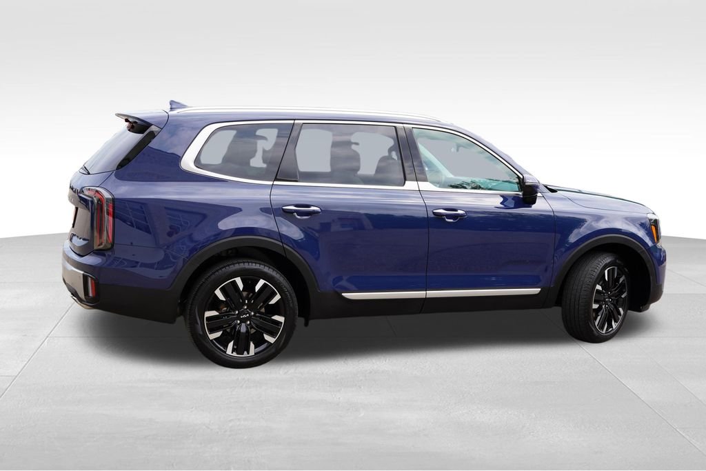 Used 2024 Midnight Lake Blue Kia SX image 4