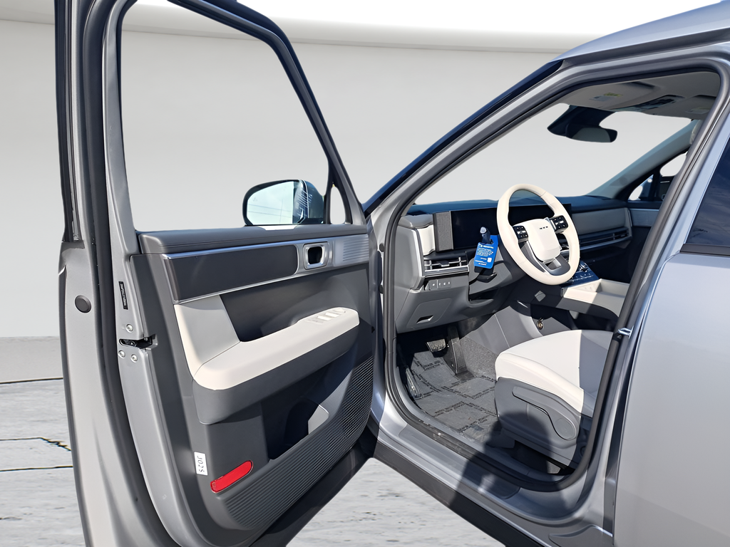 New 2026 Silver Hyundai SE image 9