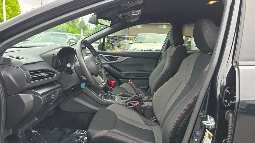Used 2023 Crystal Black Silica Subaru Base image 19