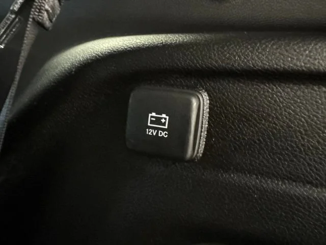Used 2024 White Jeep Limited 4x4 image 39