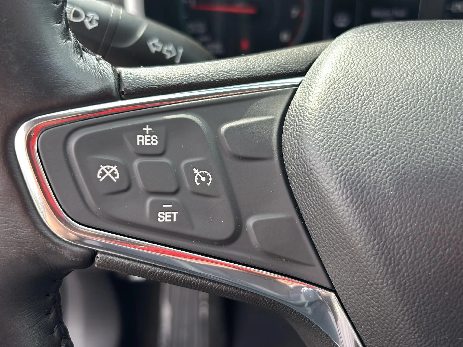 Used 2020 Shadow Gray Metallic Chevrolet RS image 20
