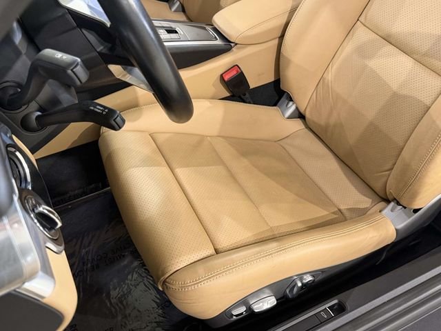 Used 2017 White Porsche Carrera 4S image 5