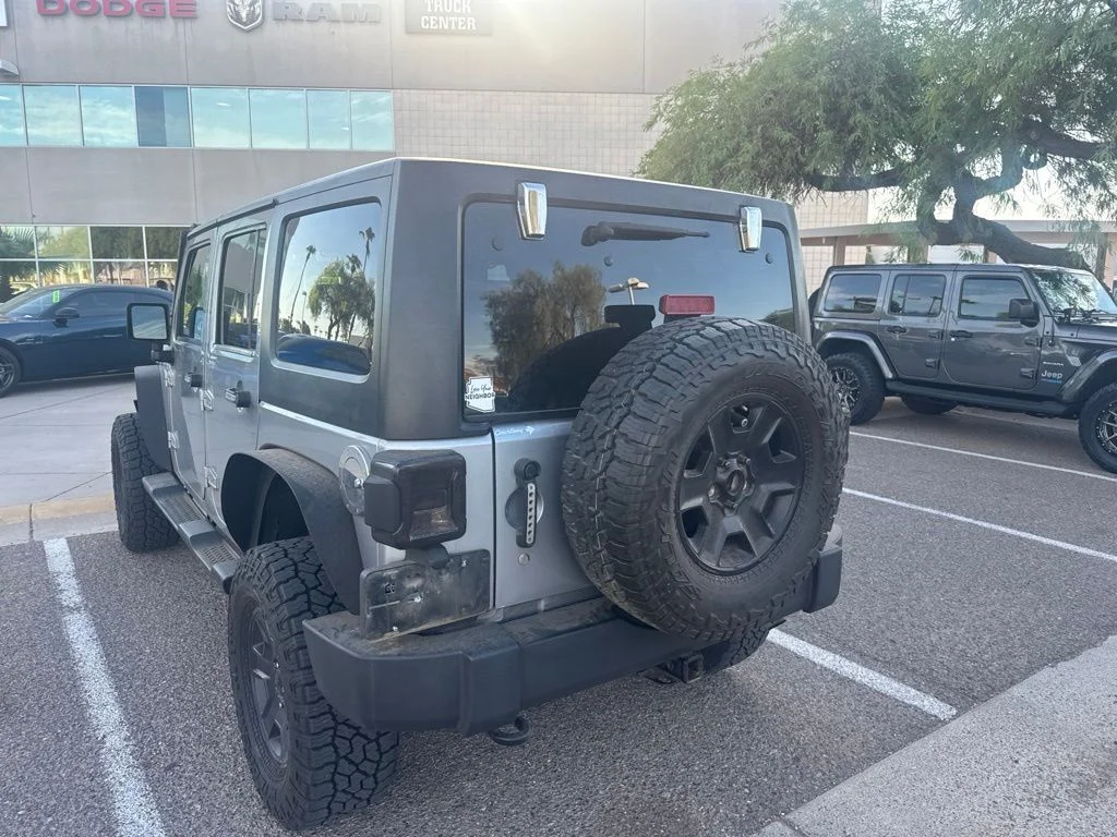 Used 2016 Silver Jeep Unlimited Sport image 6