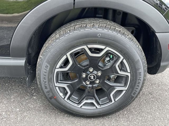 New 2026 Shadow Black Ford Outer Banks image 2