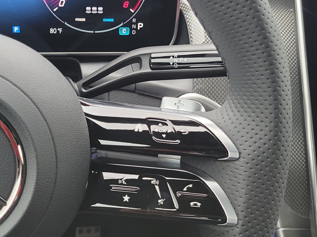 New 2027 Graphite Grey Metallic Mercedes-Benz GLC 300 image 19