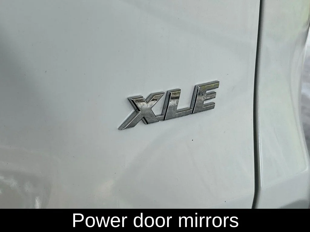 Used 2025 White Toyota XLE image 18