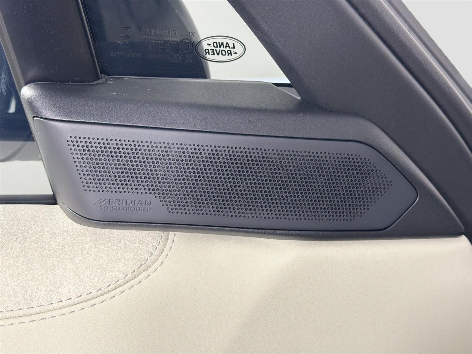 New 2026 Carpathian Grey LAND ROVER SE LWB 7-Seats / V8 image 18